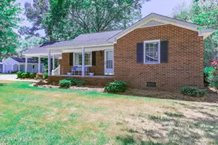 113 W Church St, Beulaville, NC 28518 - Photo 1