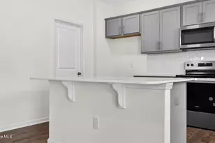 300 Maddox Dr, Aberdeen, NC 28315 - Photo 9