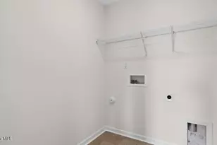 300 Maddox Dr, Aberdeen, NC 28315 - Photo 29