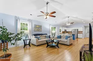 168 NE 3rd St, Oak Island, NC 28465 - Photo 9