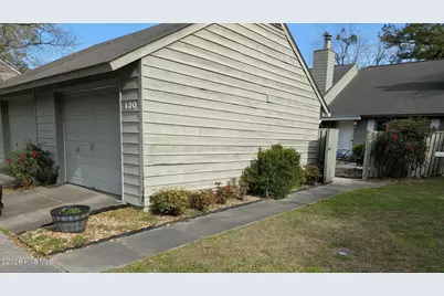 120 Ashley Place, New Bern, NC 28562 - Photo 1