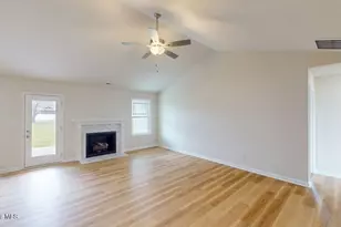 103 Gorman Pl, La Grange, NC 28551 - Photo 3