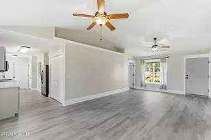 4817 Kings Dr, Wilmington, NC 28405 - Photo 11