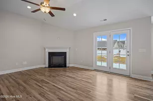 811 Lendy Dr, Greenville, NC 27858 - Photo 9