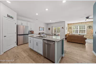 801 Crane Drive, New Bern, NC 28560 - Photo 5