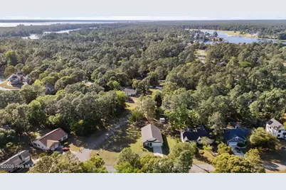 801 Crane Drive, New Bern, NC 28560 - Photo 47