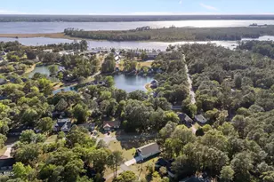 801 Crane Dr, New Bern, NC 28560 - Photo 51