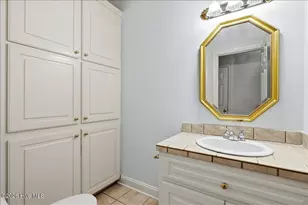 2143 Trails End Dr, Kinston, NC 28504 - Photo 33