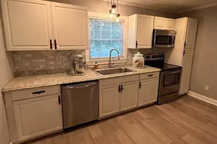 200 Lee St, Greenville, NC 27858 - Photo 5