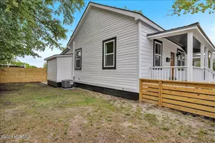 1109 Dock St, Wilmington, NC 28401 - Photo 31