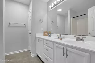 422 Caldwell Loop, Jacksonville, NC 28546 - Photo 15
