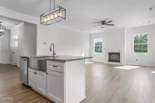 115 Dash Ave, Elizabeth City, NC 27909 - Photo 17