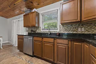 101 Eastview Ct, Jacksonville, NC 28546 - Photo 9