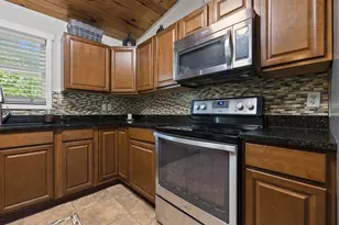 101 Eastview Ct, Jacksonville, NC 28546 - Photo 11