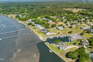 104 Core Dr W, Morehead City, NC 28557 - Photo 37
