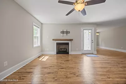 520 W Connecticut Avenue, Southern Pines, NC 28387 - Photo 9