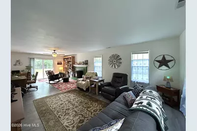 124 Empire Boulevard, Jacksonville, NC 28546 - Photo 3