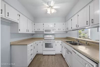 6007 Stern Court, New Bern, NC 28560 - Photo 13
