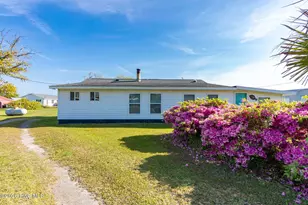 187 Mullens Dr, Harkers Island, NC 28531 - Photo 3