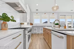 354 E 1st St, Ocean Isle Beach, NC 28469 - Photo 23
