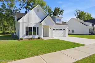319 Mangrove Ct, Ayden, NC 28513 - Photo 5