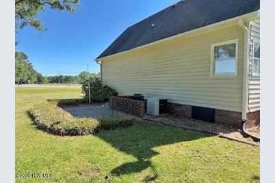 2496 N Nc 24 Highway, Beulaville, NC 28518 - Photo 37