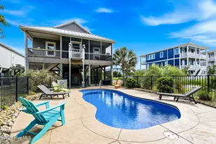 3702 E Dolphin Dr, Oak Island, NC 28465 - Photo 5