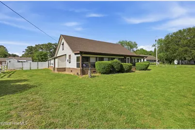 1600 W Main Ext, Elizabeth City, NC 27909 - Photo 9