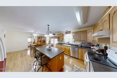 1029 Five Mile Road, Richlands, NC 28574 - Photo 17