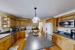 1029 Five Mile Rd, Richlands, NC 28574 - Photo 15