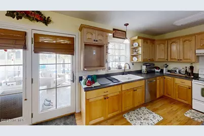 1029 Five Mile Road, Richlands, NC 28574 - Photo 13