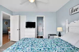 1013 Carolina Beach Ave N, Carolina Beach, NC 28428 - Photo 15