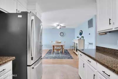 1013 Carolina Beach Avenue N #3d, Carolina Beach, NC 28428 - Photo 11