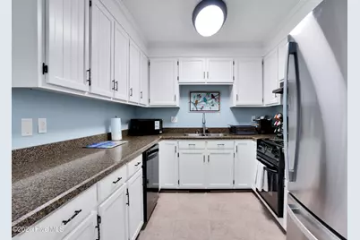 1013 Carolina Beach Avenue N #3d, Carolina Beach, NC 28428 - Photo 9