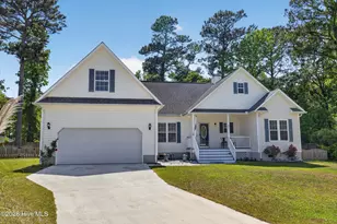 421 Celtic Ash St, Sneads Ferry, NC 28460 - Photo 1