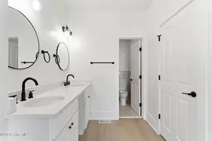 1602 Carolina Beach Ave N, Carolina Beach, NC 28428 - Photo 29