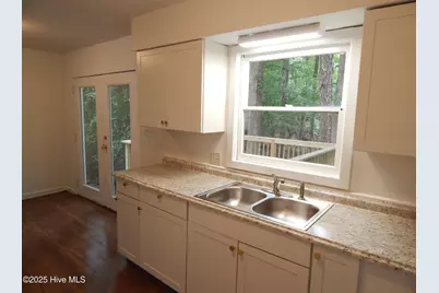 112 Ridge Place, Greenville, NC 27834 - Photo 9