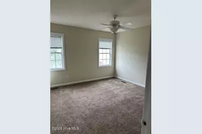 3812 E Vancroft Circle #L3, Winterville, NC 28590 - Photo 11