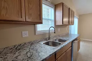 1911 Arlington Park Dr, Greenville, NC 27858 - Photo 3