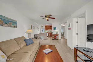 1404 Canal Dr, Carolina Beach, NC 28428 - Photo 9