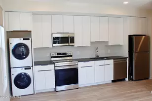 1124 Castle St, Wilmington, NC 28401 - Photo 3