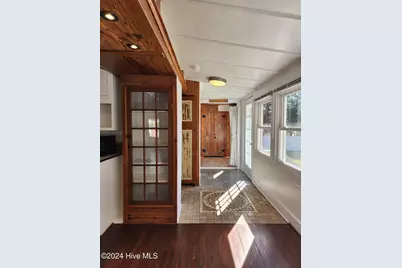217 S Walnut Street, Swansboro, NC 28584 - Photo 15