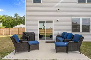1027 Minnette Cir, New Bern, NC 28562 - Photo 37