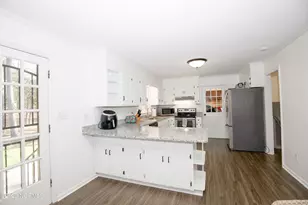 901 Glendale Dr, Aberdeen, NC 28315 - Photo 13