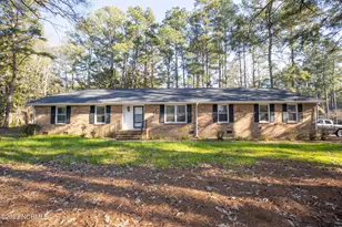 901 Glendale Dr, Aberdeen, NC 28315 - Photo 1