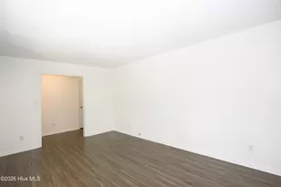 901 Glendale Dr, Aberdeen, NC 28315 - Photo 17