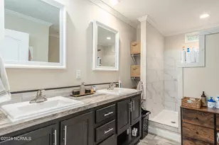 314 Jones St, Emerald Isle, NC 28594 - Photo 13