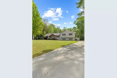 222 Edgewood Drive, Jacksonville, NC 28546 - Photo 3