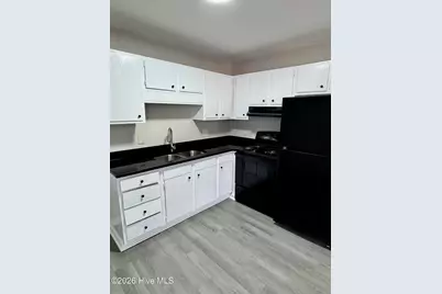 3209 Summer Place #5, Greenville, NC 27834 - Photo 3