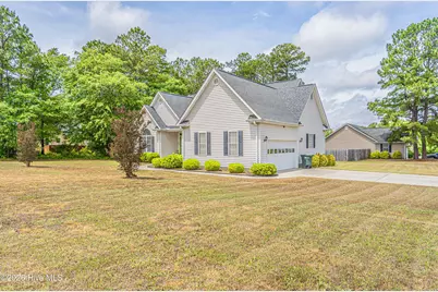 104 Trestle Street, Hamlet, NC 28345 - Photo 5
